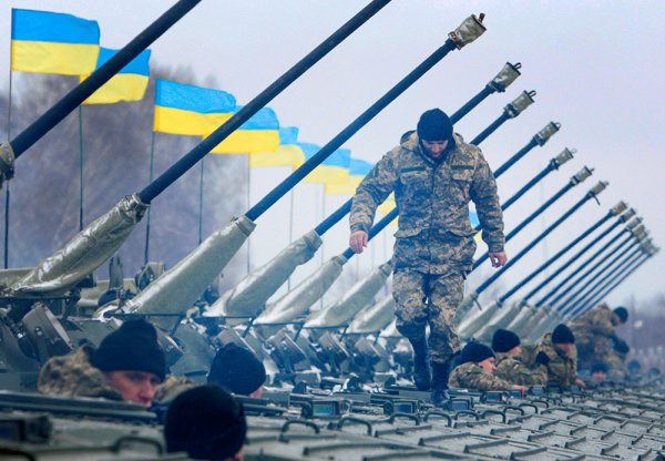 «В Украину едет новое оружие»: Зеленский провел переговоры с Макроном