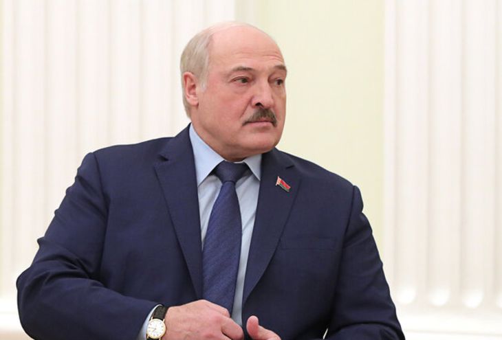 Лукашенко выразил надежду на личную встречу с Папой Римским