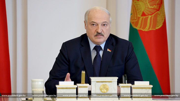 Лукашенко рассказал, «чья кровавая деятельность вдохновляет современных неонацистов» в Украине