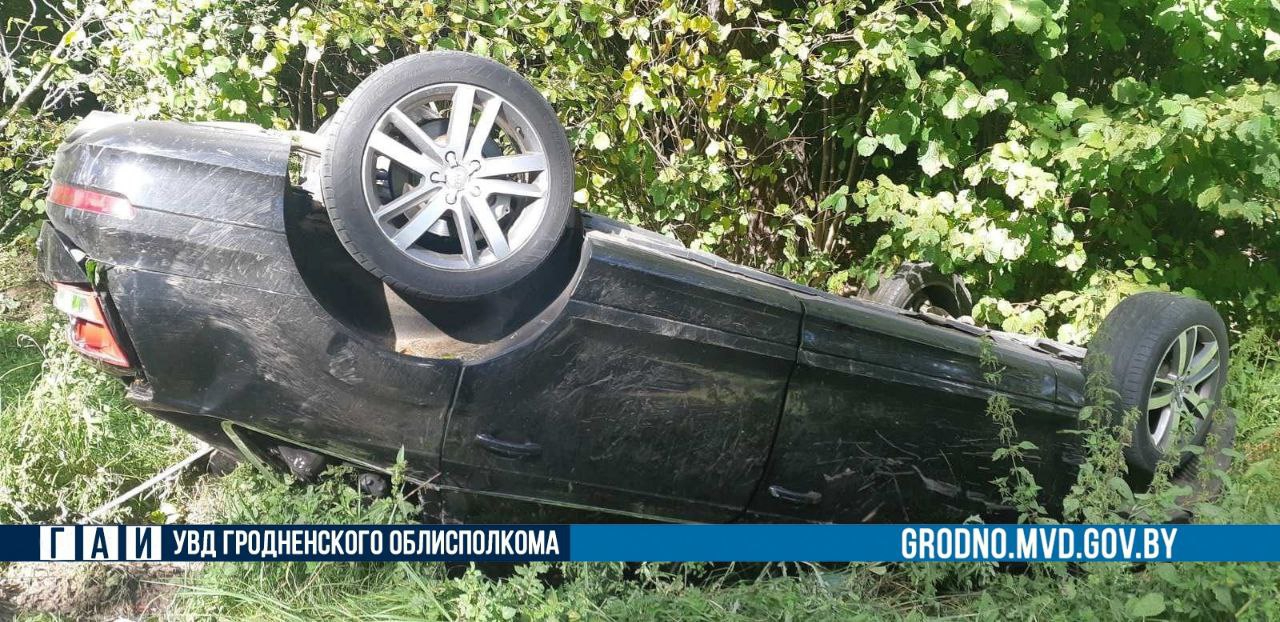 Смертельное ДТП под Зельвой: под колесами Audi погиб работник лесхоза