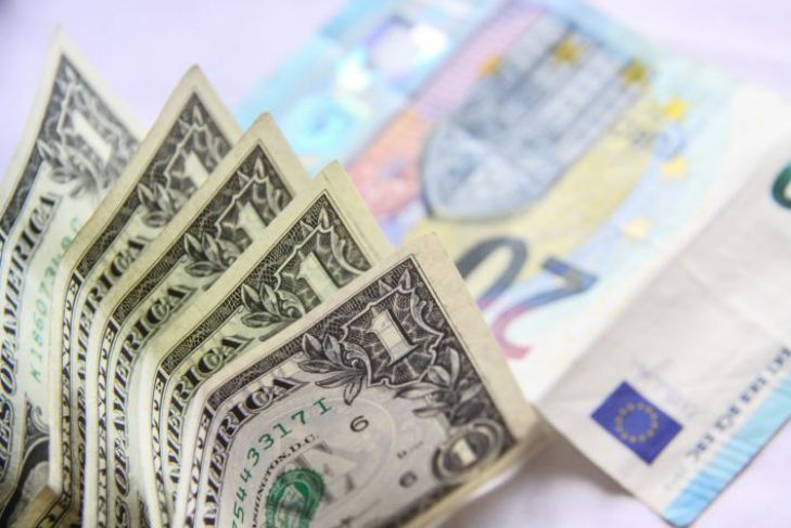 В Беларуси резко подешевели доллар и евро: итоги «валютной» недели и месяца