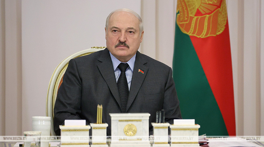 Проект указа по исключению недобросовестного посредничества при закупках обсуждается на совещании у Лукашенко