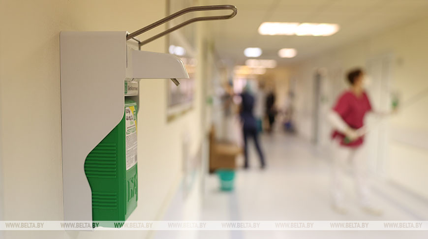 В Беларуси некоторые больницы вернулись к профильной работе